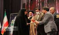 تجلیل از برگزیدگان بخش "معارفی" و " آوایی" جشنواره قرآن و عترت وزارت بهداشت