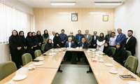 تجلیل  دکتر قیداری از دکتر احمدیانی رییس پژوهشکده علوم اعصاب و شناخت