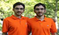 دو دانشجوی دانشگاه بر سکوی اول روبیک ماده سرعتی تیمی ایستادند